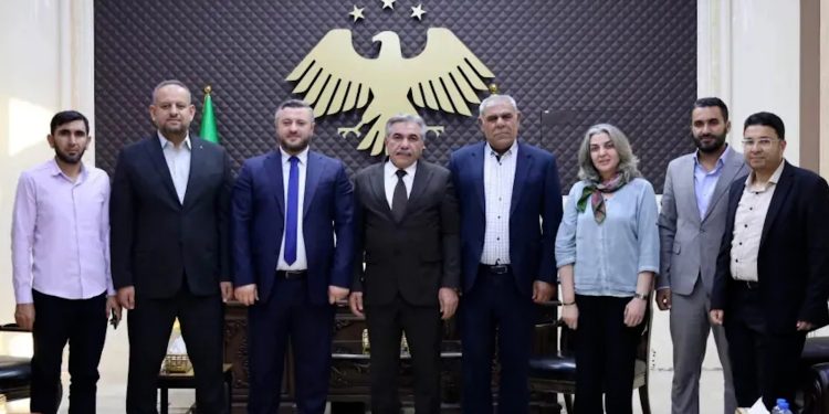 Parêzgarê Hesekê bi rêveberên herêman re civiya