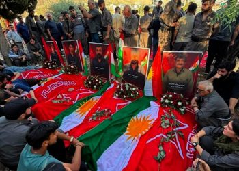 Cenazeyê 9 şehîdên komeleya zehmetkêşan a Kurdistan spartin axê