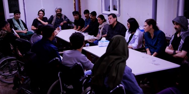 Mazlûm Ebdî û Îlham Ehmed li gel gaziyên şoreşê civiyan