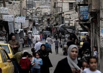 Li Sûriyê zexta ser jinan: “Tenê divê dest û rûyê wan xuya bike”