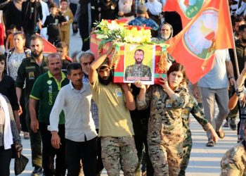 Gelê Qamişlo şehîd Egîd Efrîn li pakrewangeha şehîd Delîl saroxan spartin axê