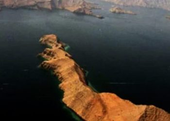 Îranê li Tengava Hurmuzê 4 keştî rawestand